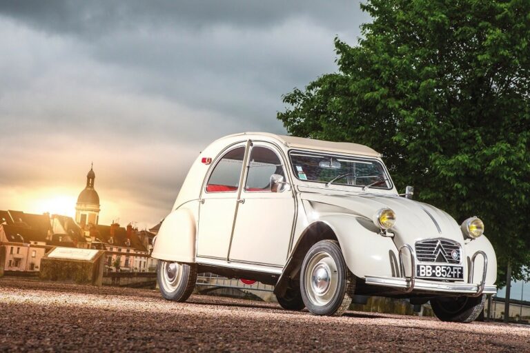 CITROËN 2CV, 70 ans de popularité